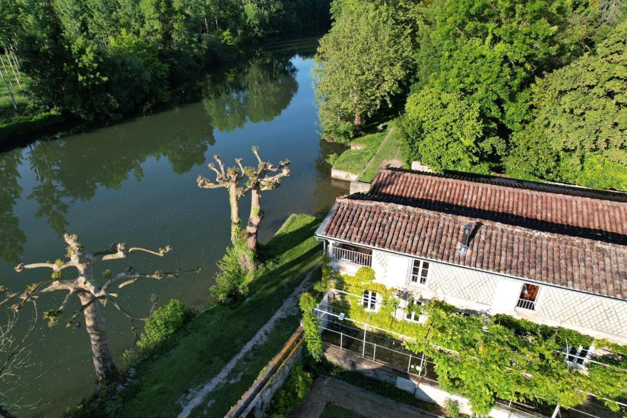 Le Gue Renard-Un Balcon Sur La Charente Villa Jarnac Exterior photo